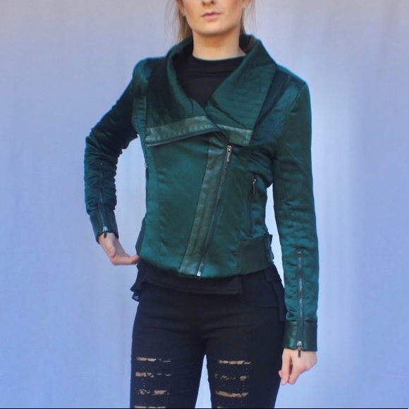 Emerald Green A.Moss Blazer - Picture 6 of 8
